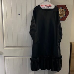 Sophisticated Black Formal Dress